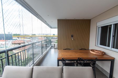 Apartamento à venda com 87m², 3 quartos e 2 vagasVaranda