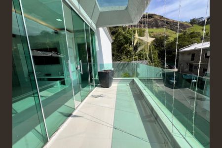 Casa à venda com 1200m², 4 quartos e 8 vagasvaranda da suíte 3