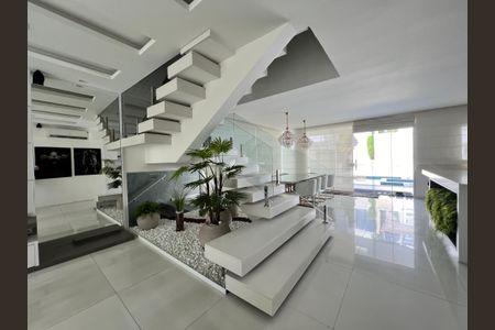 Casa à venda com 1200m², 4 quartos e 8 vagasSala 2