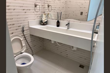 Casa à venda com 1200m², 4 quartos e 8 vagaslavabo 3