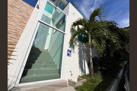 Casa à venda com 1200m², 4 quartos e 8 vagasFachada/Placa