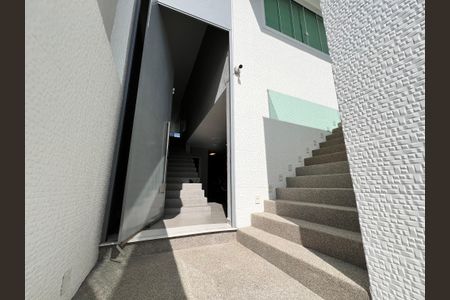 Casa à venda com 1200m², 4 quartos e 8 vagasCorredor