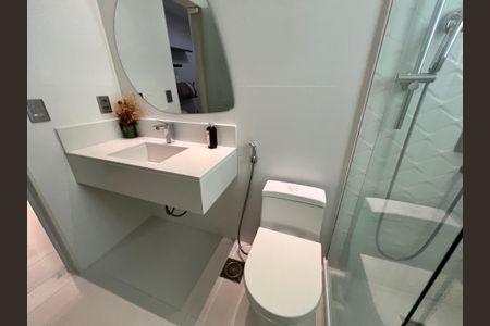 Casa à venda com 1200m², 4 quartos e 8 vagasBanheiro da Suíte