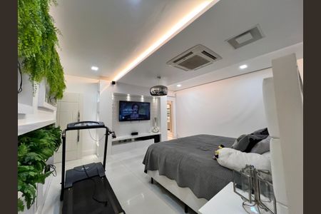 Casa à venda com 1200m², 4 quartos e 8 vagassuíte 3