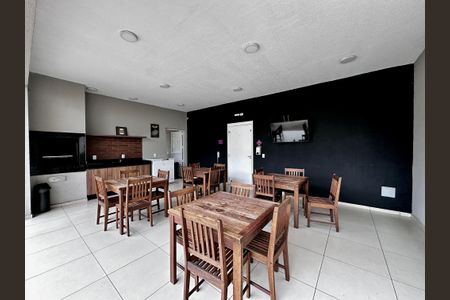 Apartamento para alugar com 34m², 2 quartos e sem vaga Apartamento para alugar com 34m², 2 quartos e sem vagaChurrasqueira