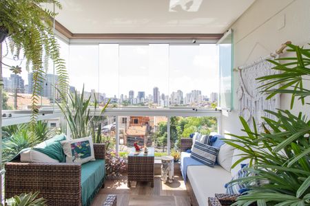 Apartamento à venda com 82m², 3 quartos e 1 vaga Apartamento à venda com 82m², 3 quartos e 1 vagaVaranda