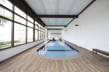 Apartamento à venda com 82m², 3 quartos e 1 vaga Apartamento à venda com 82m², 3 quartos e 1 vagaÁrea comum - Piscina