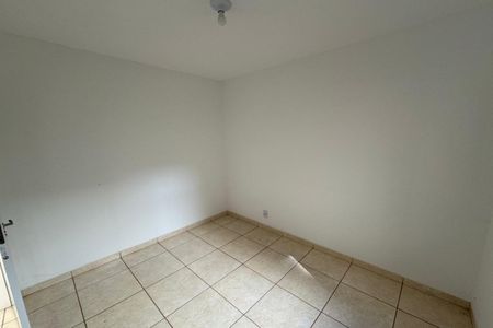 Apartamento para alugar com 45m², 2 quartos e 1 vagaQuarto 02