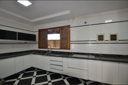 Casa para alugar com 200m², 3 quartos e 3 vagasCozinha