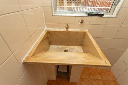 Apartamento para alugar com 56m², 2 quartos e sem vaga Apartamento para alugar com 56m², 2 quartos e sem vagaÁrea de serviço