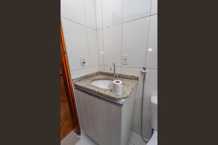 Apartamento para alugar com 56m², 2 quartos e sem vaga Apartamento para alugar com 56m², 2 quartos e sem vagaBanheiro