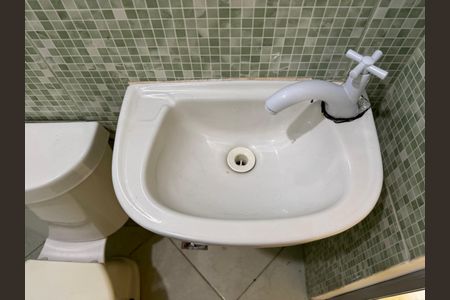 Casa à venda com 22m², 1 quarto e sem vagaBanheiro Social