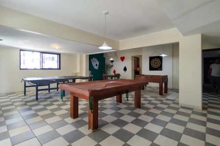 Apartamento para alugar com 71m², 2 quartos e 1 vagaÁrea comum 