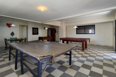 Apartamento para alugar com 71m², 2 quartos e 1 vagaÁrea comum 