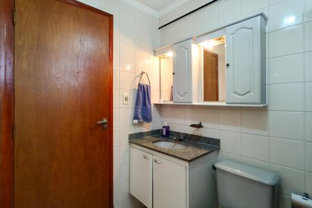 Apartamento para alugar com 71m², 2 quartos e 1 vagaBanheiro