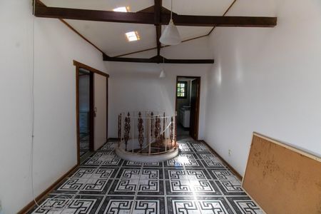 Casa à venda com 300m², 5 quartos e 3 vagas Casa à venda com 300m², 5 quartos e 3 vagasHall