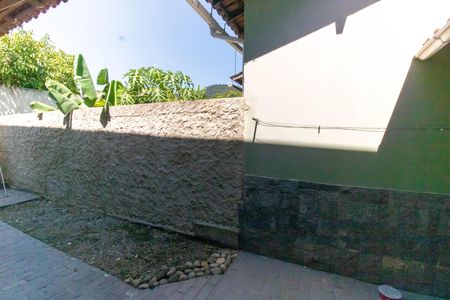 Casa à venda com 300m², 5 quartos e 3 vagas Casa à venda com 300m², 5 quartos e 3 vagasVista da Suíte 2