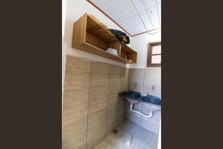 Casa à venda com 300m², 5 quartos e 3 vagas Casa à venda com 300m², 5 quartos e 3 vagasÁrea de Serviço