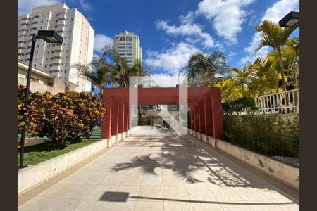 Apartamento à venda com 63m², 2 quartos e 2 vagasEntrada