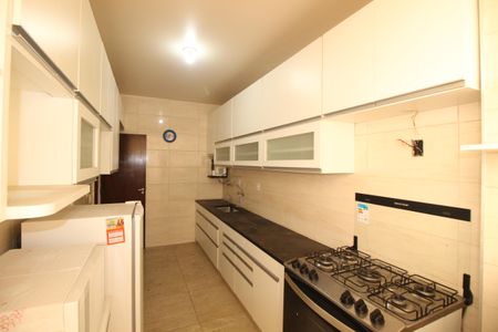 Apartamento à venda com 220m², 4 quartos e sem vagaCozinha