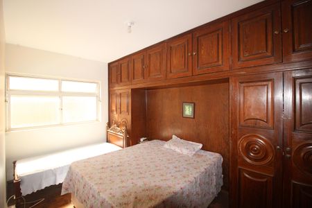 Apartamento à venda com 220m², 4 quartos e sem vagaQuarto 2