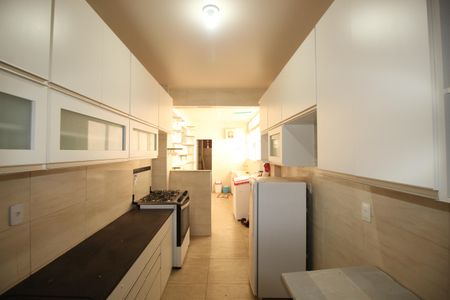 Apartamento à venda com 220m², 4 quartos e sem vagaBanheiro