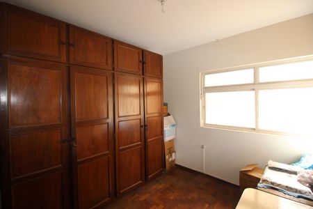 Apartamento à venda com 220m², 4 quartos e sem vagaQuarto 2