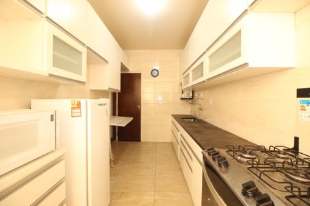 Apartamento à venda com 220m², 4 quartos e sem vagaCozinha