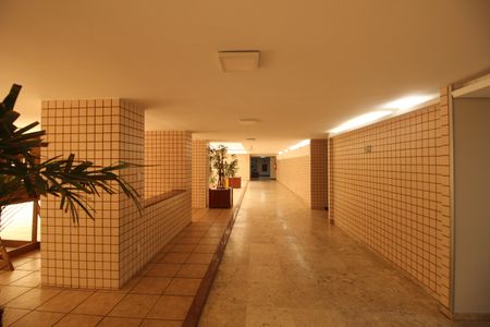 Apartamento à venda com 220m², 4 quartos e sem vagaÁrea comum