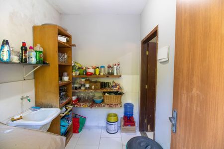 Casa à venda com 180m², 3 quartos e 1 vaga Casa à venda com 180m², 3 quartos e 1 vagaÁrea de Serviço