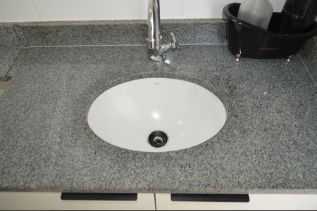 Apartamento para alugar com 34m², 2 quartos e 1 vagaBanheiro