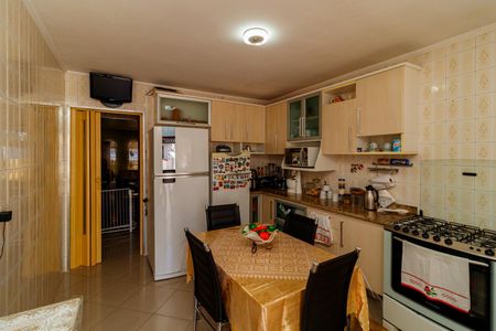 Casa à venda com 101m², 3 quartos e 1 vagaCozinha