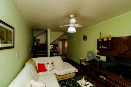 Casa à venda com 101m², 3 quartos e 1 vagaSala