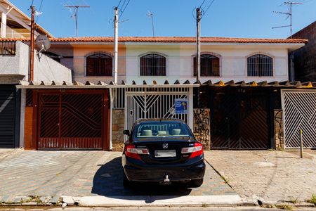 Casa à venda com 101m², 3 quartos e 1 vagaFachada e placa