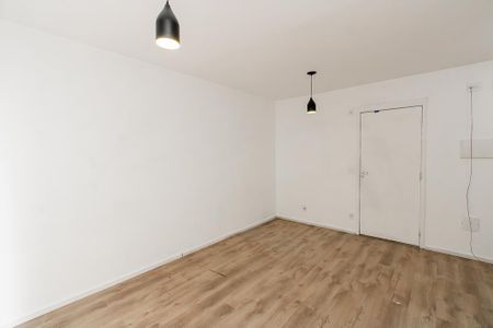 Apartamento à venda com 25m², 1 quarto e sem vagaSala/ Quarto