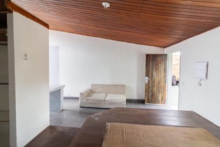 Casa à venda com 80m², 1 quarto e sem vagaSala - Quarto