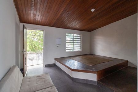 Casa à venda com 80m², 1 quarto e sem vagaSala - Quarto