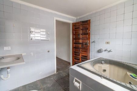 Casa à venda com 80m², 1 quarto e sem vagaBanheiro