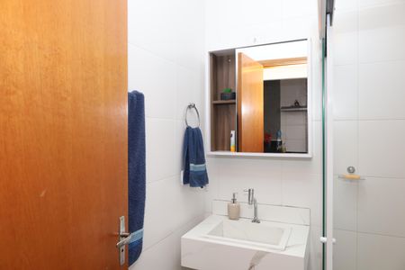 Apartamento para alugar com 42m², 2 quartos e sem vagaBanheiro