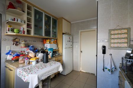 Apartamento à venda com 124m², 3 quartos e 2 vagasCozinha