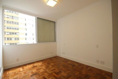 Apartamento à venda com 210m², 3 quartos e 2 vagas Apartamento à venda com 210m², 3 quartos e 2 vagasFoto 01