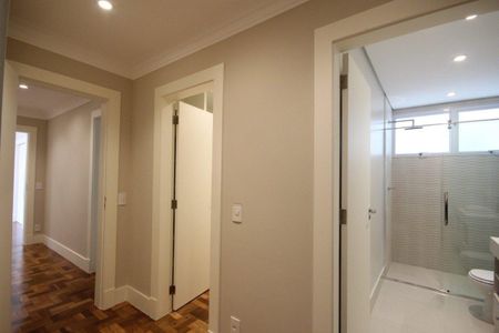 Apartamento à venda com 210m², 3 quartos e 2 vagas Apartamento à venda com 210m², 3 quartos e 2 vagasFoto 01