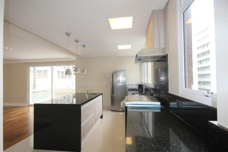 Apartamento à venda com 210m², 3 quartos e 2 vagas Apartamento à venda com 210m², 3 quartos e 2 vagasFoto 01