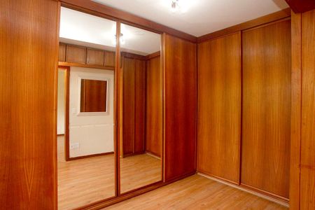 Apartamento à venda com 146m², 1 quarto e 1 vagaCloset