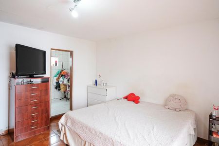 Casa à venda com 360m², 4 quartos e 6 vagasSuíte 2