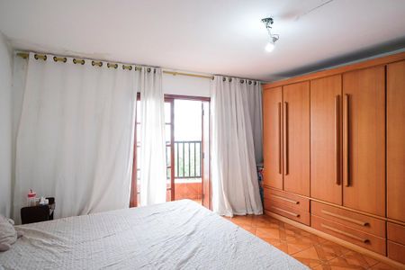Casa à venda com 360m², 4 quartos e 6 vagasSuíte 2