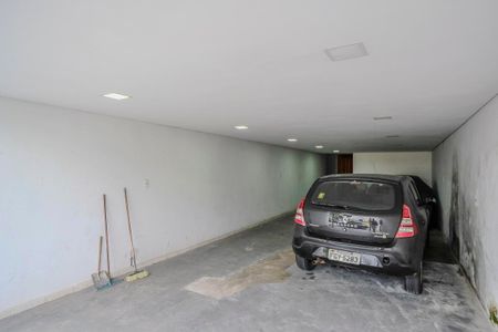 Casa à venda com 360m², 4 quartos e 6 vagasGaragem