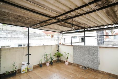 Casa à venda com 360m², 4 quartos e 6 vagasQuintal