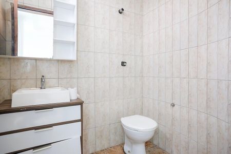 Casa à venda com 360m², 4 quartos e 6 vagasLavabo