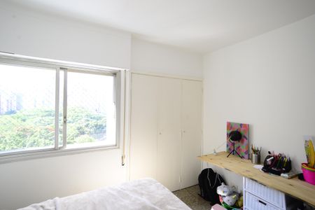 Apartamento à venda com 110m², 3 quartos e 1 vagaQuarto 3